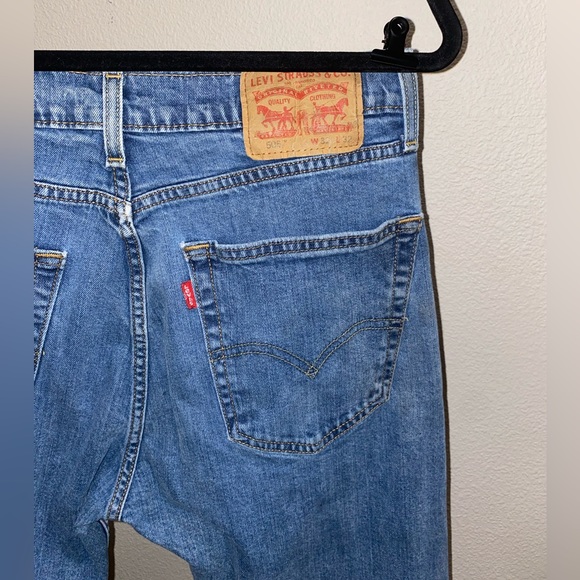 90s Vintage Levi’s 505 Relaxed Fit Jeans - Picture 3 of 5
